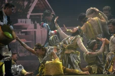 Pementasan Malam Dharma...