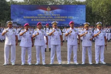 KSAL Pimpin Serah Terima...