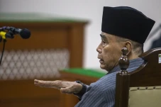 Panji Gumilang Jalani...