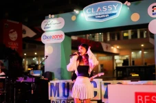 Penonton Music Zone...