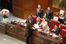 DPR Tetapkan Agus Subiyanto...