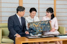 Permaisuri Jepang Ultah,...