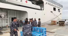Bawa Berbagai Bantuan...