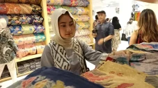 Batik Benang Ratu Kembangkan...