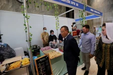 Pameran Bazar UMKM Wartawan...