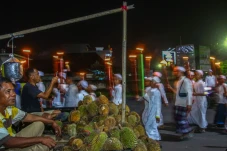 Semarak Pawai Obor Sambut...