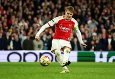 Kalahkan FC Porto via...