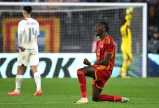 Hasil Liga Europa: Kalahkan...