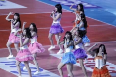 JKT48 Meriahkan Laga...