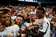 Momen Kemenangan Real...