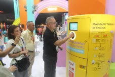 Vending Machine Hadir...