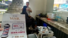Cukur Rambut Bayar Seikhlasnya...
