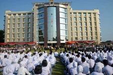 Ratusan Siswa SMA/SMK...
