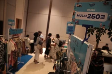 Keseruan Festival Belanja...