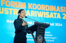 Wamenparekraf Buka Forum...
