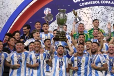 Raih Gelar ke-16 Copa...