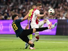 Kalahkan FK Vojvodina,...