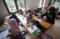Bank Jago Gencarkan...
