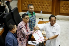 Baleg DPR Sahkan RUU...