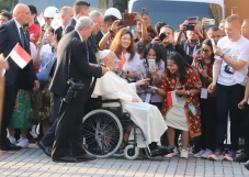Kunjungan Bersejarah:...