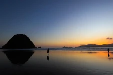 Menikmati Sore dan Sunset...