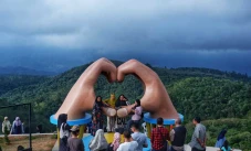 Sierra Sky View, Wisata...