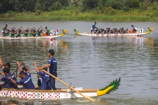 Potret Lomba Dayung...