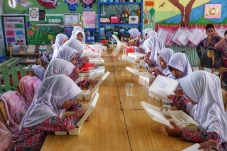 Uji Coba Pemberian Makanan...