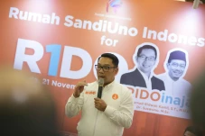 Sandiaga Uno Instruksikan...