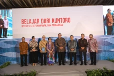 Peluncuran Buku Memoar...