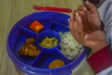 Program Makan Bergizi...