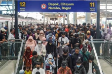 KAI Commuter Tambah...