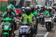 Prabowo Bikin Kejutan!...