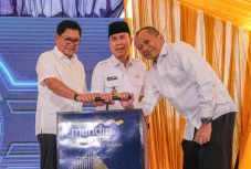Perkuat Jaringan, Bank...