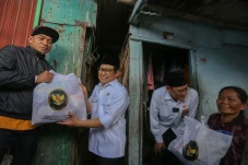 Distribusi Zakat Fitrah...