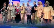 Srikandi BKI Tampilkan...