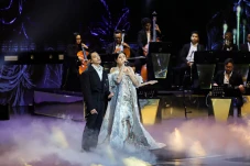 Duet Romantis Shabrina...