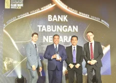 BTN Syariah Sabet Penghargaan...
