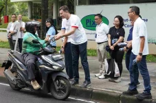 AXA Gelar Edukasi Keselamatan...