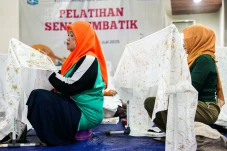 Pelatihan Membatik untuk...