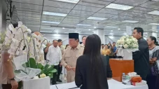 Prabowo Melayat ke Rumah...