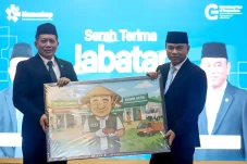 Ferry Juliantono Resmi...