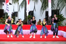 E-Harmonics Meriahkan...