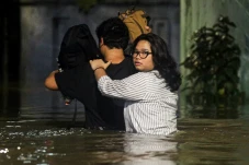 Banjir Rendam 54 RT...
