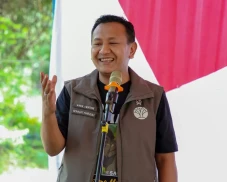Wamenhut Rohmat Marzuki...