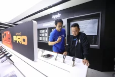 Pengalaman Belanja Premium...