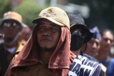 Tuntut Cabut PMK 81,...