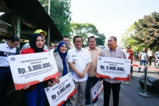 121 Pedagang Korban...