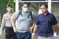 Dua Pejabat Kejari HSU...