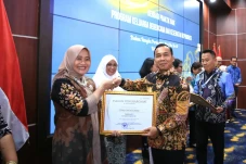 Tingkatkan Layanan KB...